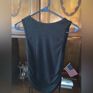 Black tank, size medium,Old navy